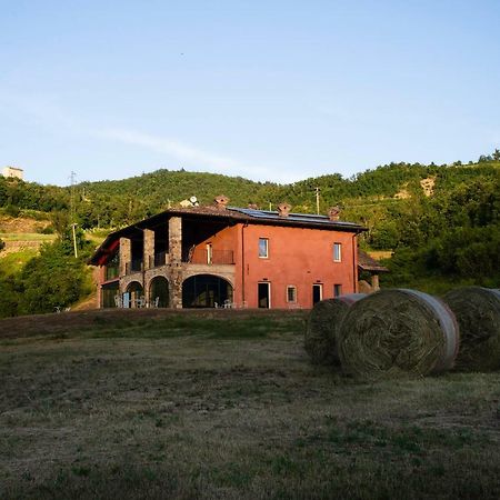 Relais Sant'Ambrogio Vila Bobbio Exterior foto